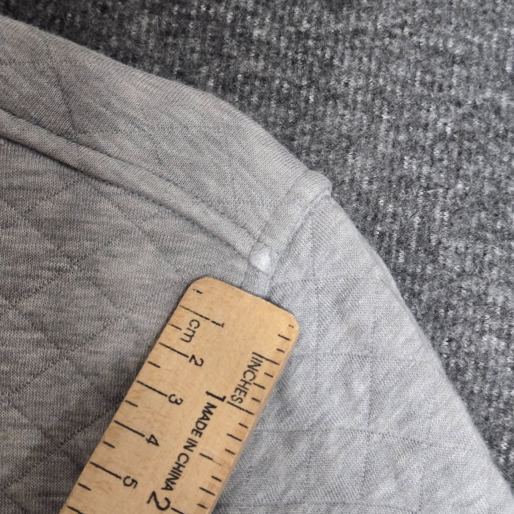 Patagonia Organic Cotton Quilt Snap-T® Pullover Drifter Grey W/ Dark Ruby Size M - Picture 8 of 15